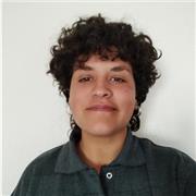 Profesora centrada en danzas urbanas. Clases online o presenciales